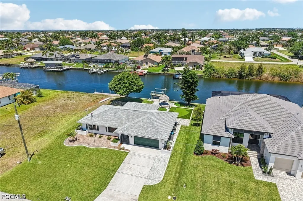 2609 SW 37th Street Cape Coral FL 33914