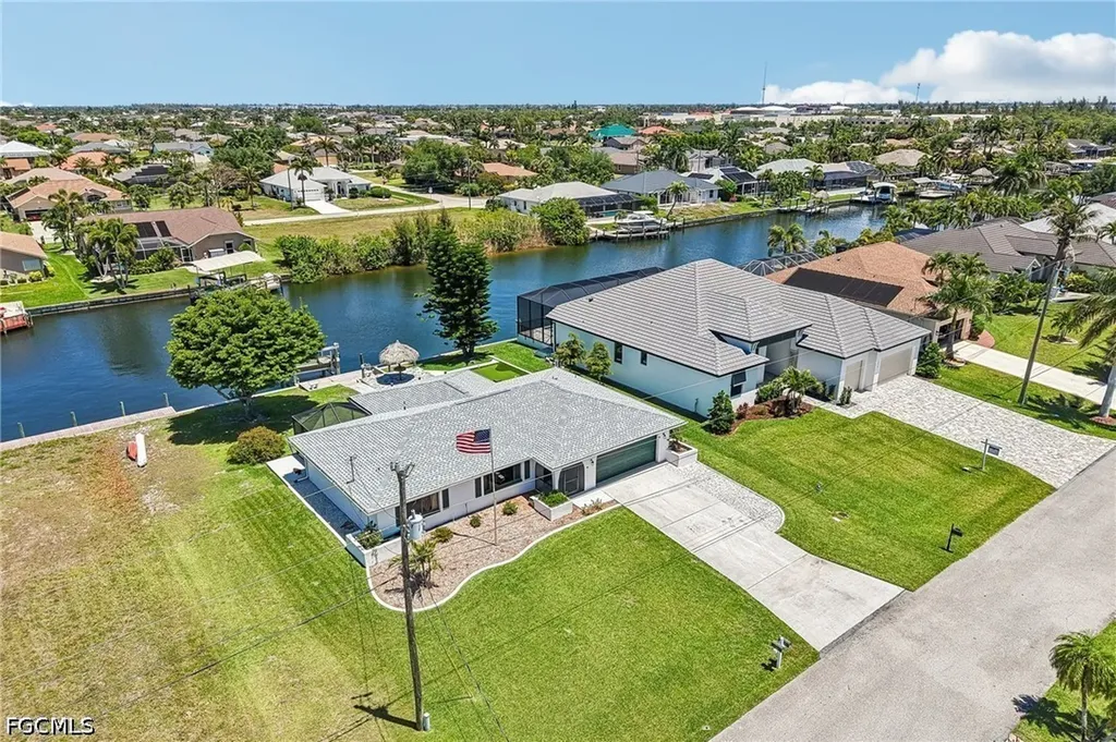 2609 SW 37th Street Cape Coral FL 33914