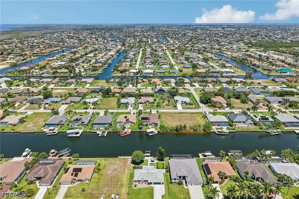 2609 SW 37th Street Cape Coral FL 33914