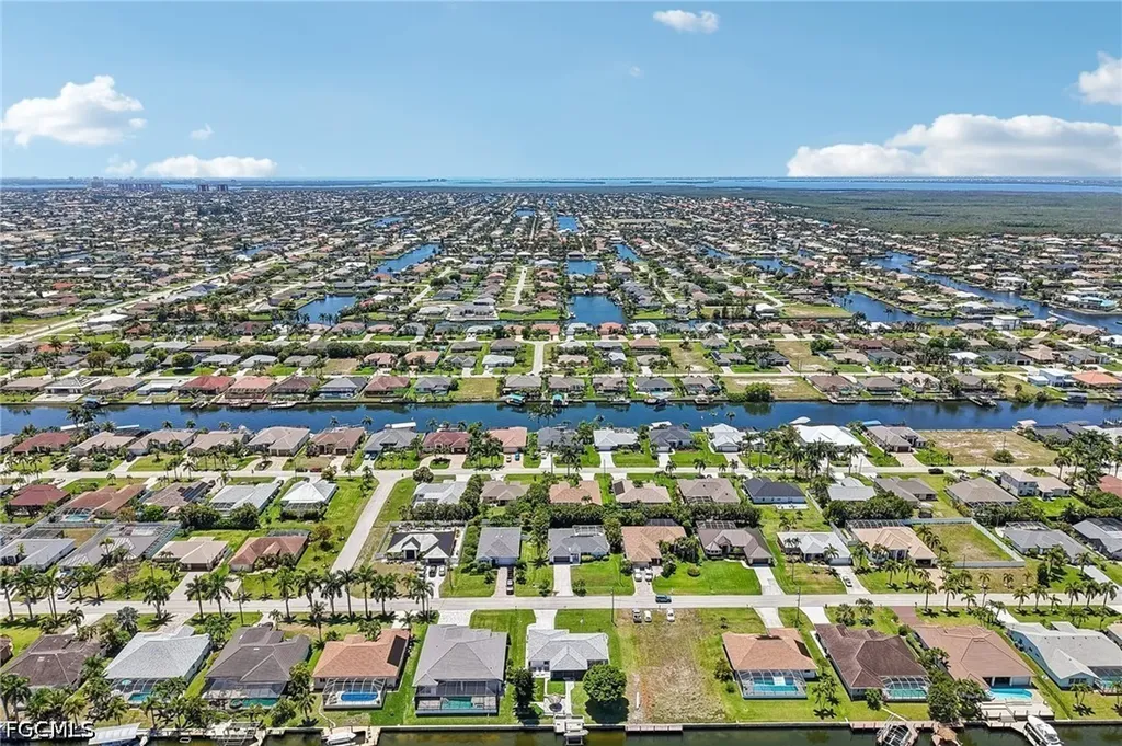 2609 SW 37th Street Cape Coral FL 33914