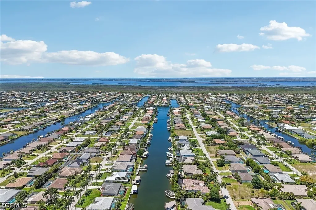 2609 SW 37th Street Cape Coral FL 33914