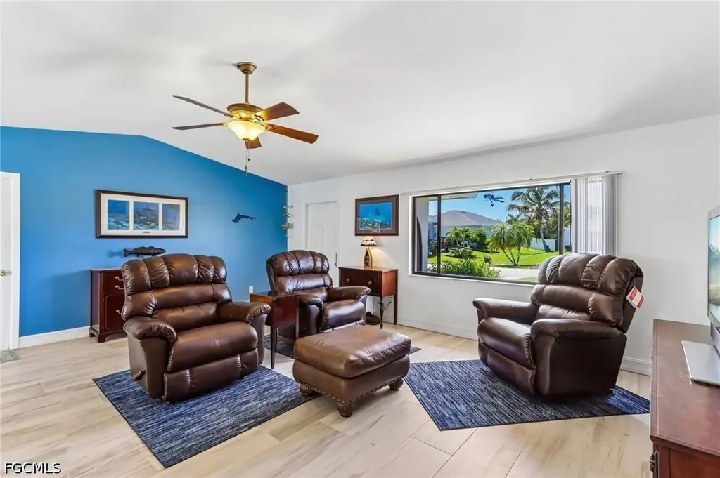 2609 SW 37th Street Cape Coral FL 33914