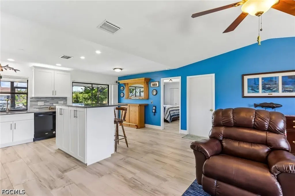 2609 SW 37th Street Cape Coral FL 33914
