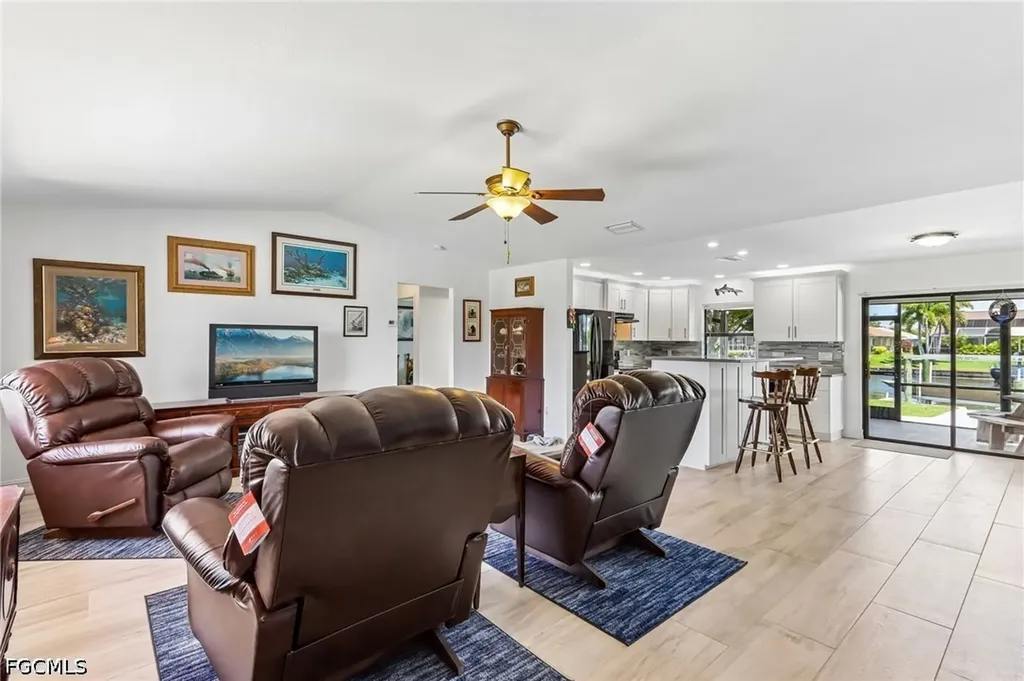 2609 SW 37th Street Cape Coral FL 33914