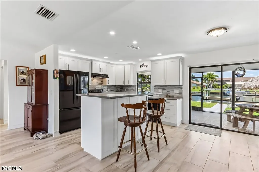 2609 SW 37th Street Cape Coral FL 33914