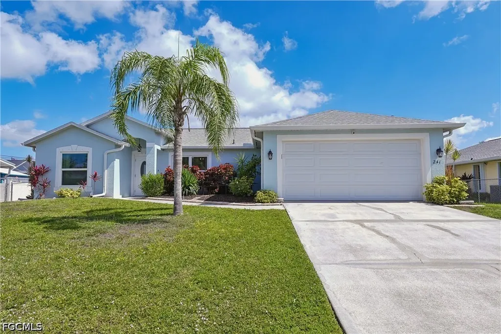 241 SW 34th Terrace Cape Coral FL 33914