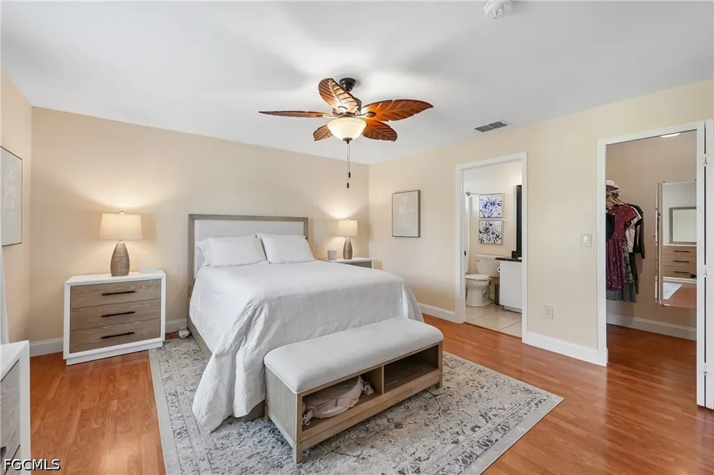 241 SW 34th Terrace Cape Coral FL 33914