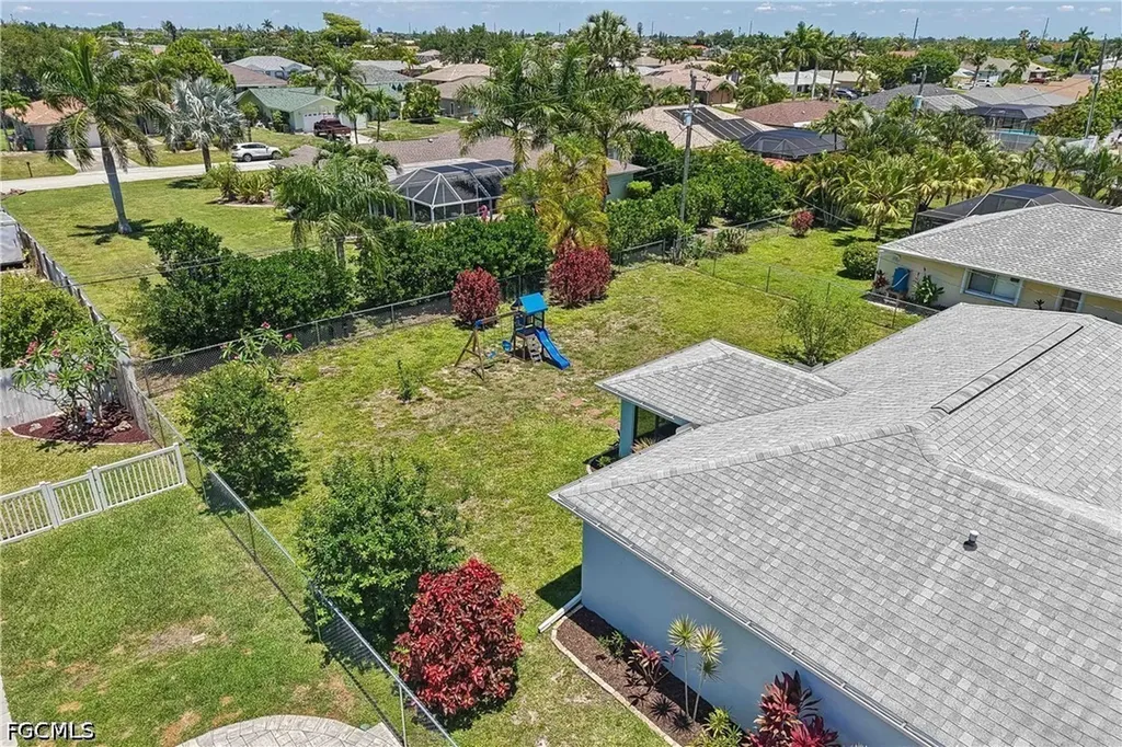 241 SW 34th Terrace Cape Coral FL 33914