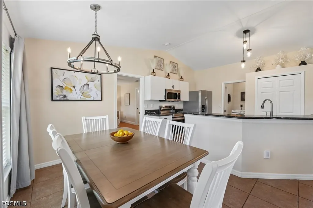 241 SW 34th Terrace Cape Coral FL 33914