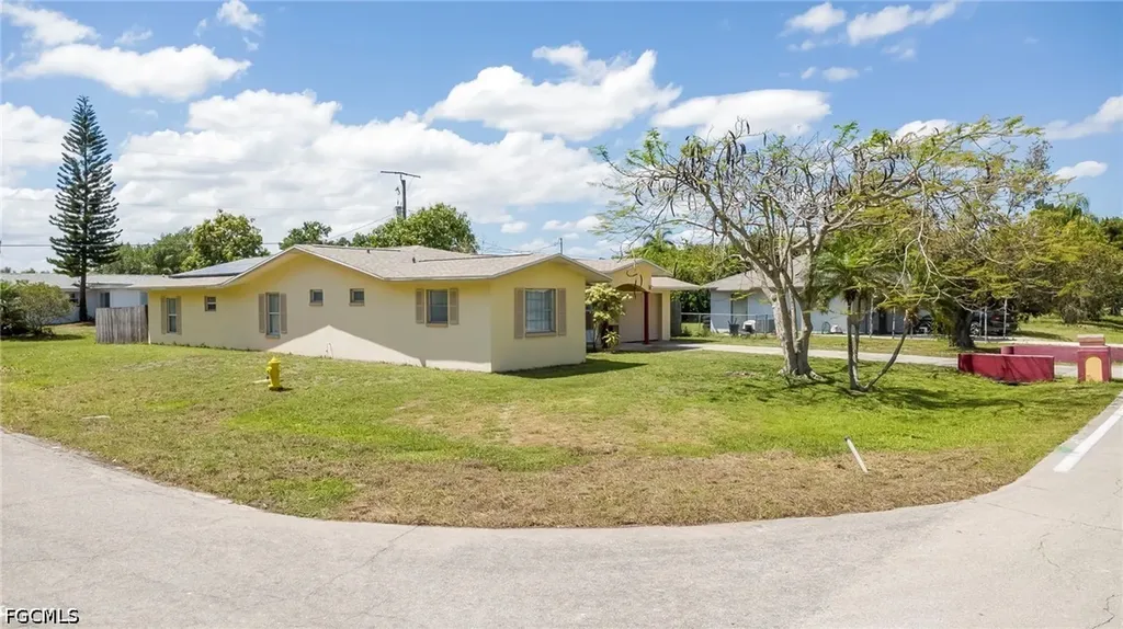 13249 5th Street Fort Myers FL 33905