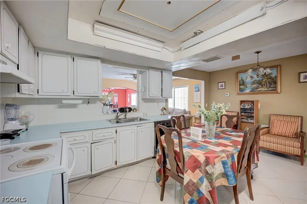 13249 5th Street Fort Myers FL 33905