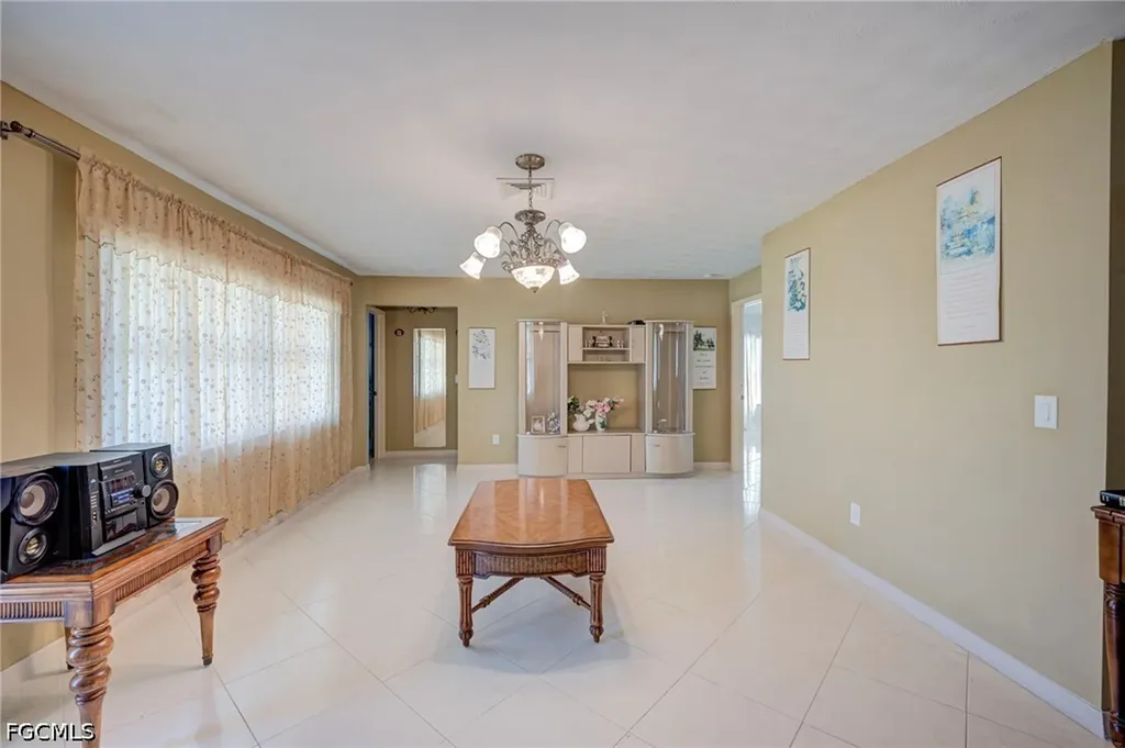 13249 5th Street Fort Myers FL 33905