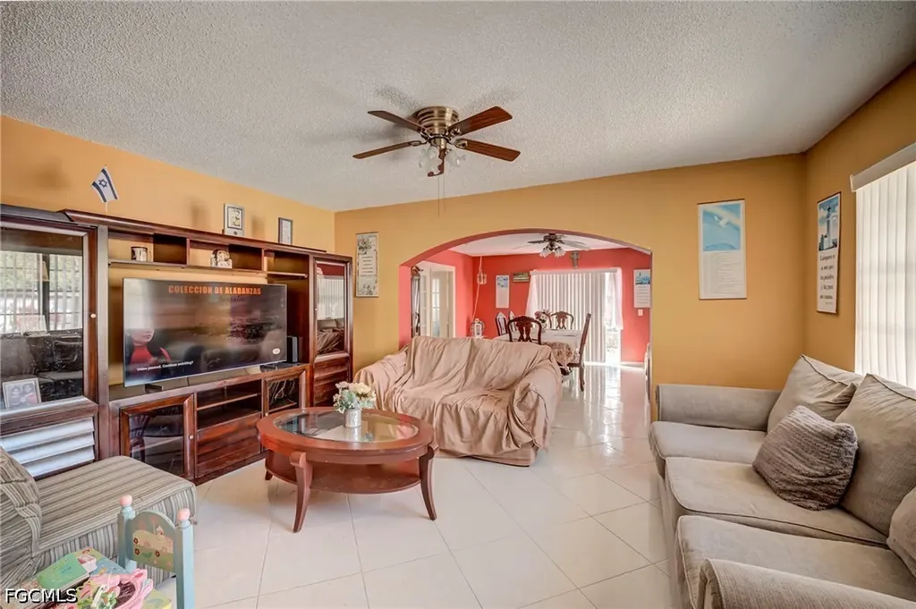 13249 5th Street Fort Myers FL 33905