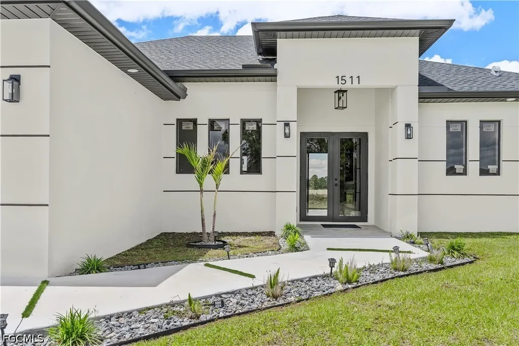 1511 Roosevelt Avenue Lehigh Acres FL 33972