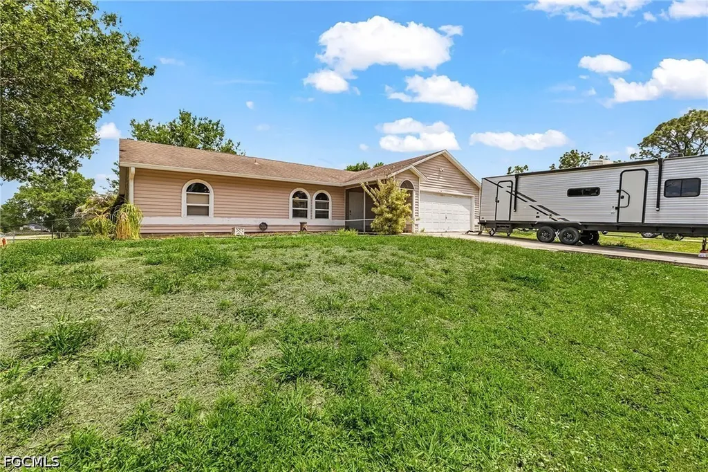 6056 Joplin Avenue Fort Myers FL 33905