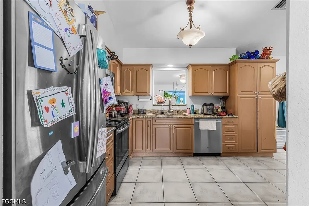 6056 Joplin Avenue Fort Myers FL 33905