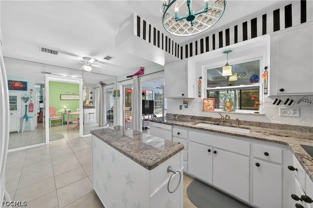 1407 SE 30th Street Cape Coral FL 33904
