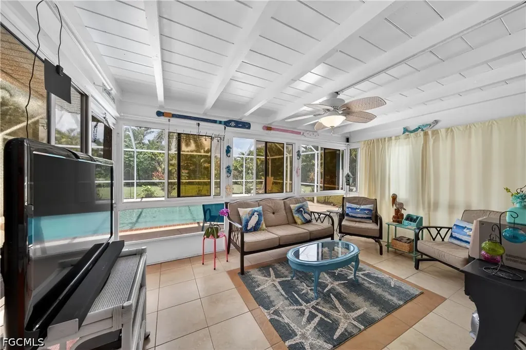 1407 SE 30th Street Cape Coral FL 33904