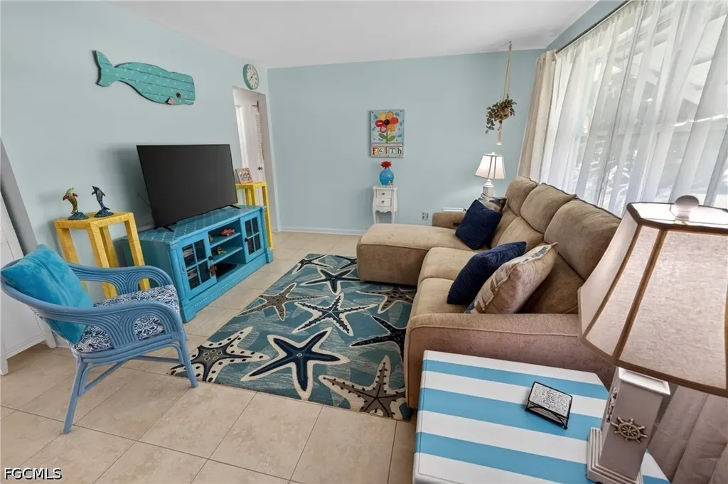 1407 SE 30th Street Cape Coral FL 33904