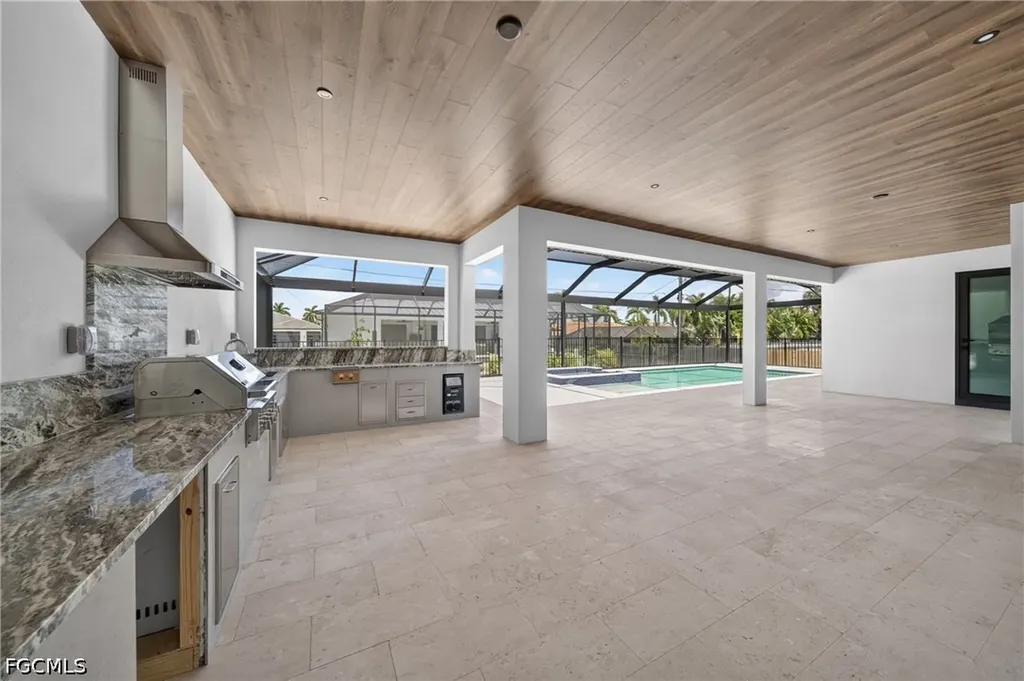 3914 SE 20th Avenue Cape Coral FL 33904