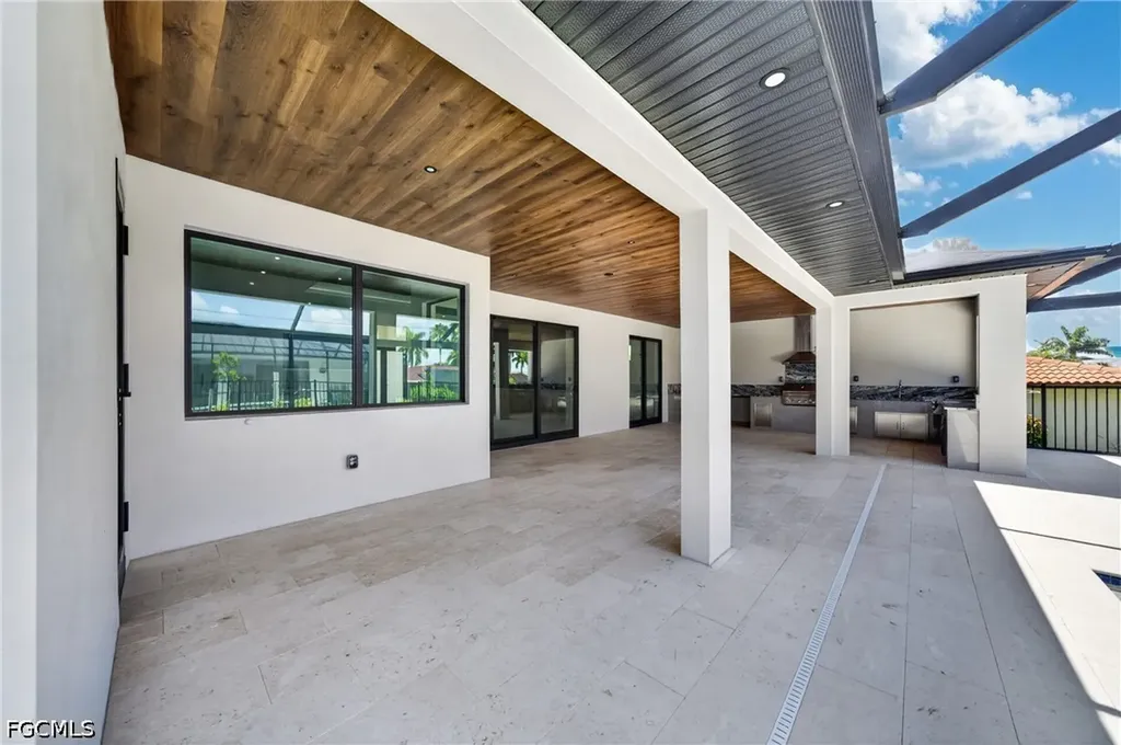 3914 SE 20th Avenue Cape Coral FL 33904