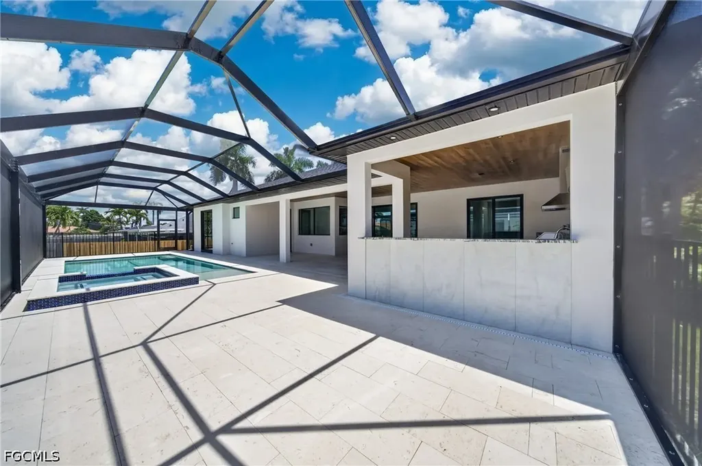 3914 SE 20th Avenue Cape Coral FL 33904