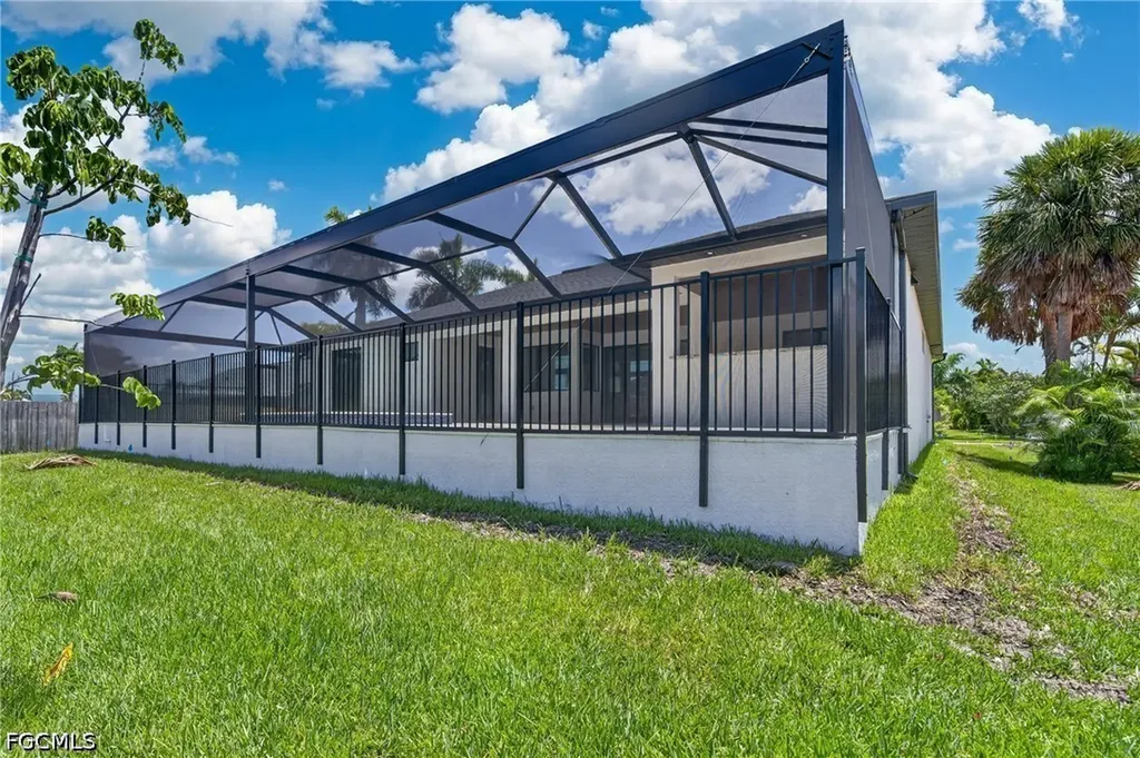 3914 SE 20th Avenue Cape Coral FL 33904