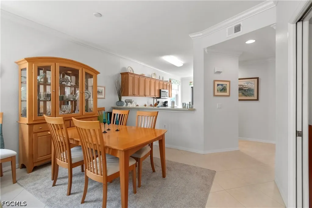 8261 Pathfinder Loop Fort Myers FL 33919