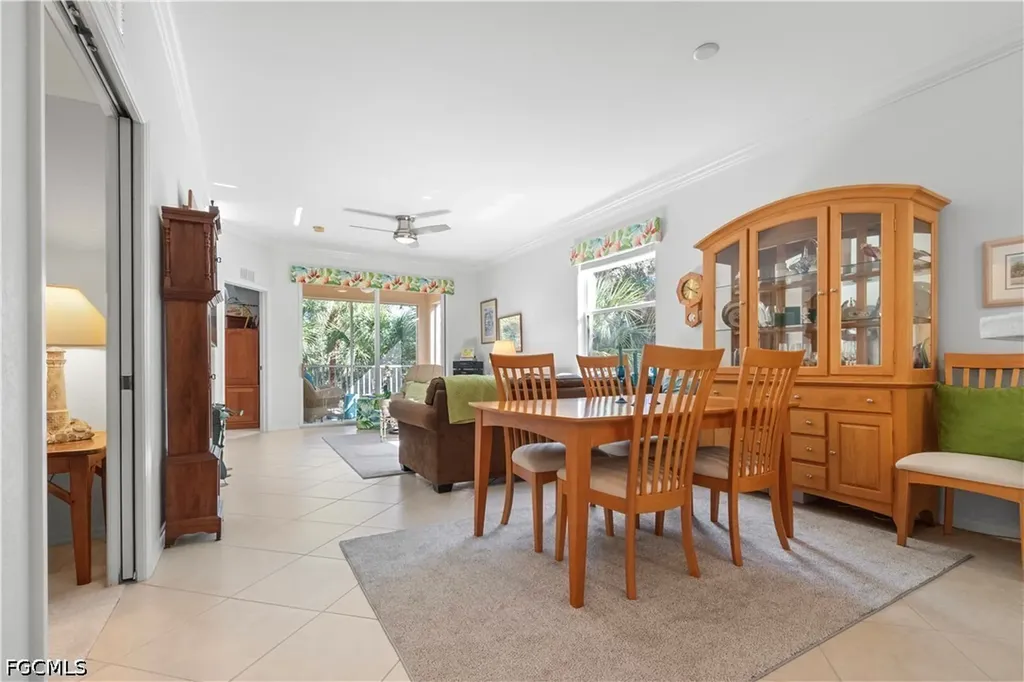 8261 Pathfinder Loop Fort Myers FL 33919