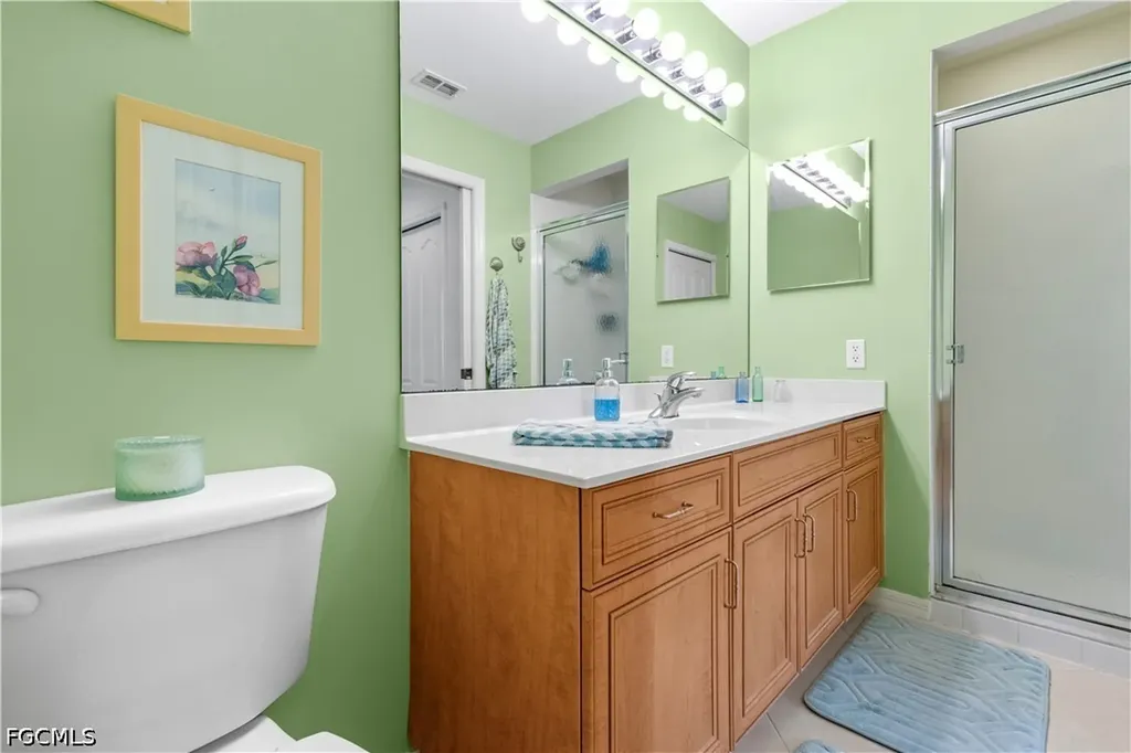 8261 Pathfinder Loop Fort Myers FL 33919