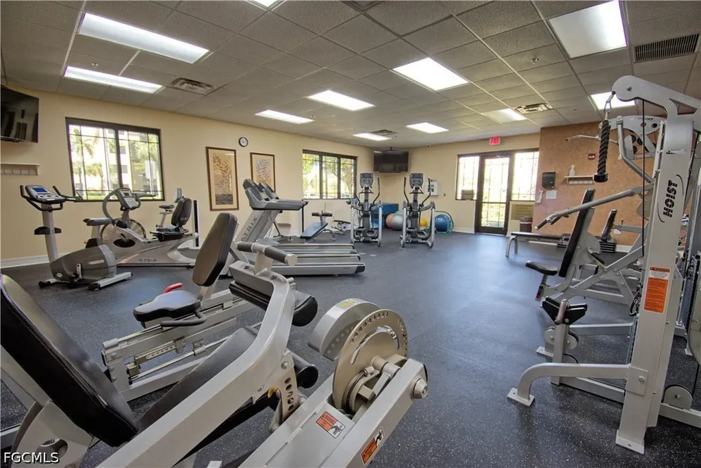 8261 Pathfinder Loop Fort Myers FL 33919