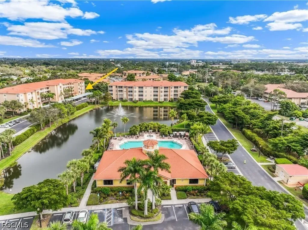 8261 Pathfinder Loop Fort Myers FL 33919