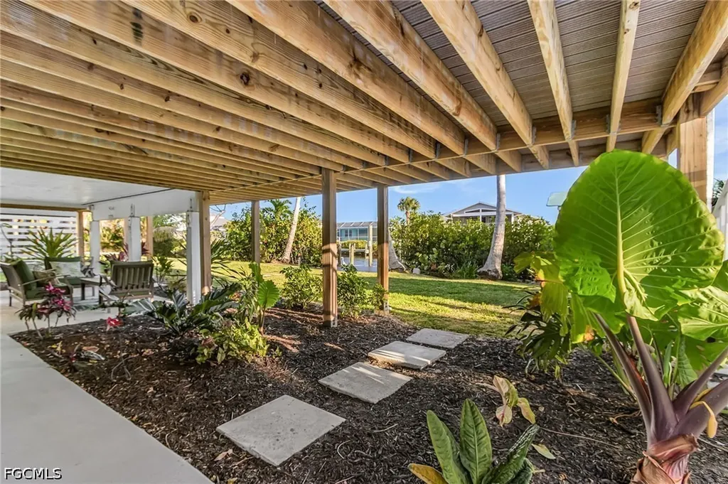 5389 Serenity Cove Bokeelia FL 33922