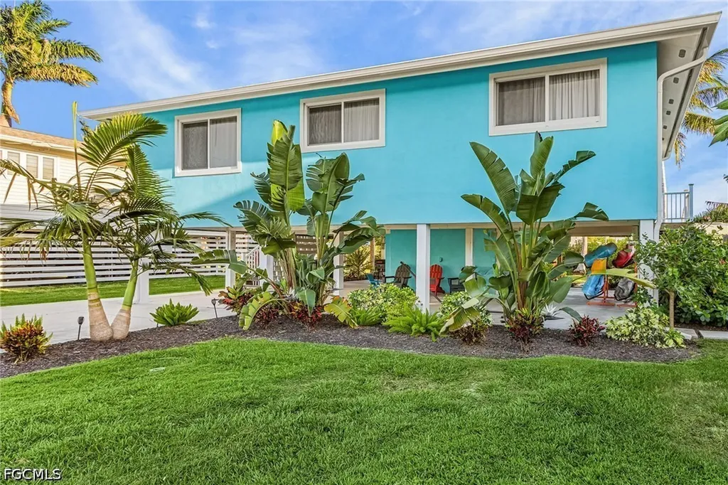 5389 Serenity Cove Bokeelia FL 33922