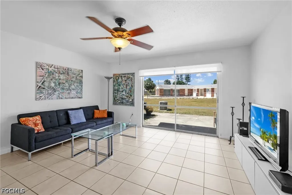 864 Courtington Lane Fort Myers FL 33919