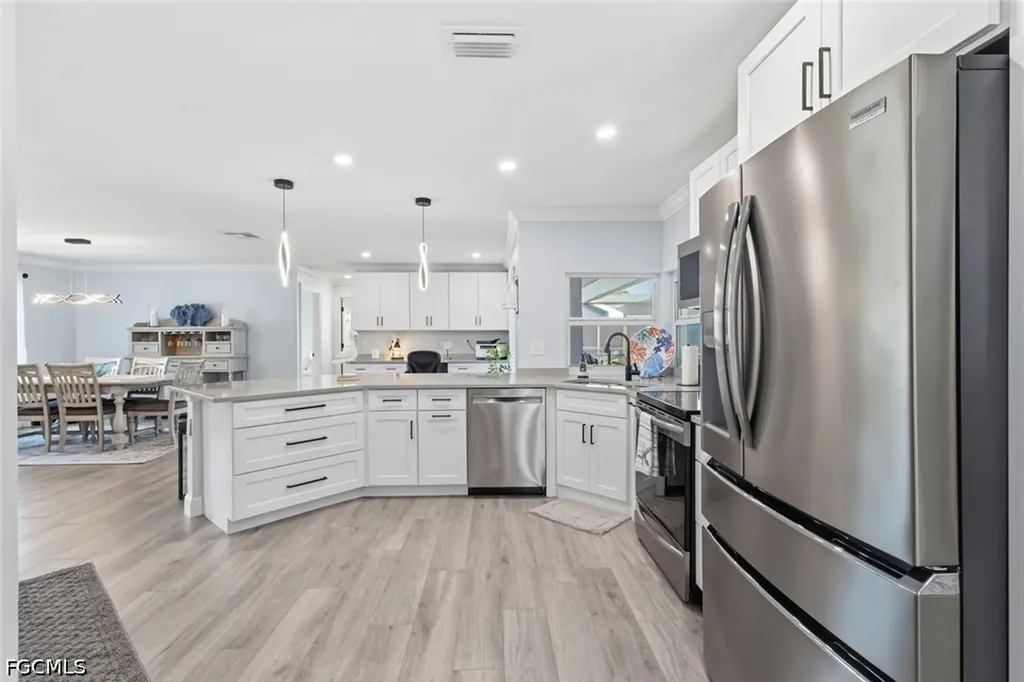 6048 Perthshire Lane Fort Myers FL 33908