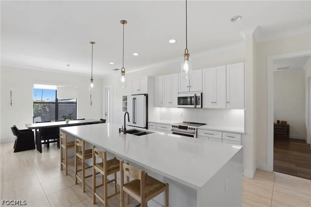 1425 NW 13th Avenue Cape Coral FL 33993
