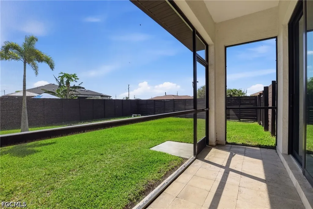 1425 NW 13th Avenue Cape Coral FL 33993