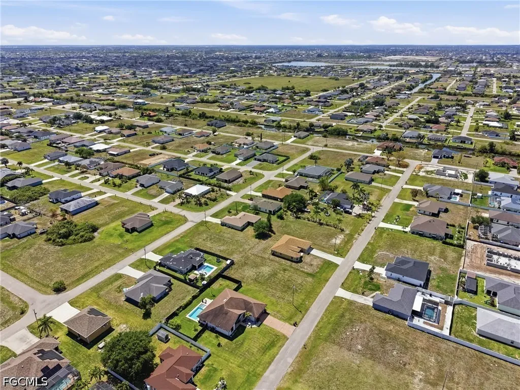 1425 NW 13th Avenue Cape Coral FL 33993