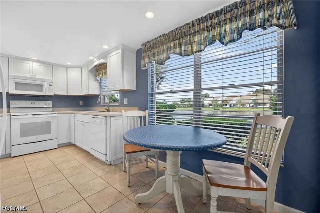 6844 Sandtrap Drive Fort Myers FL 33919