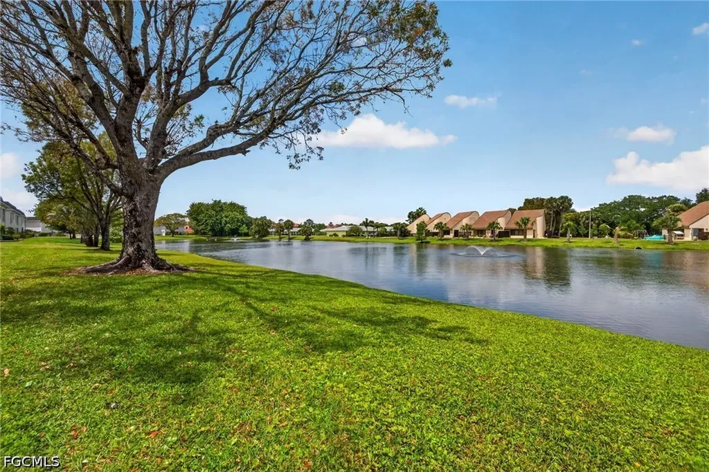 6844 Sandtrap Drive Fort Myers FL 33919