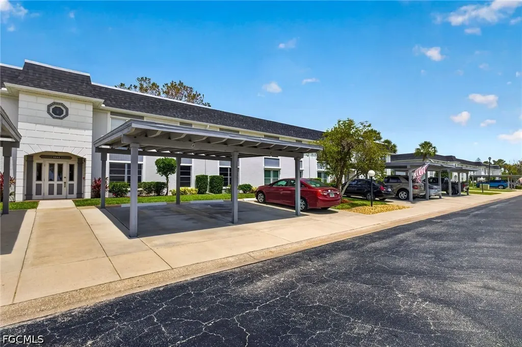 6844 Sandtrap Drive Fort Myers FL 33919
