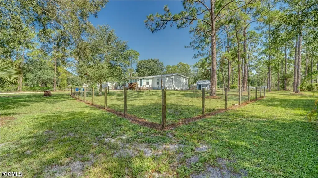 4213 Ft Keis Avenue Fort Denaud FL 33935