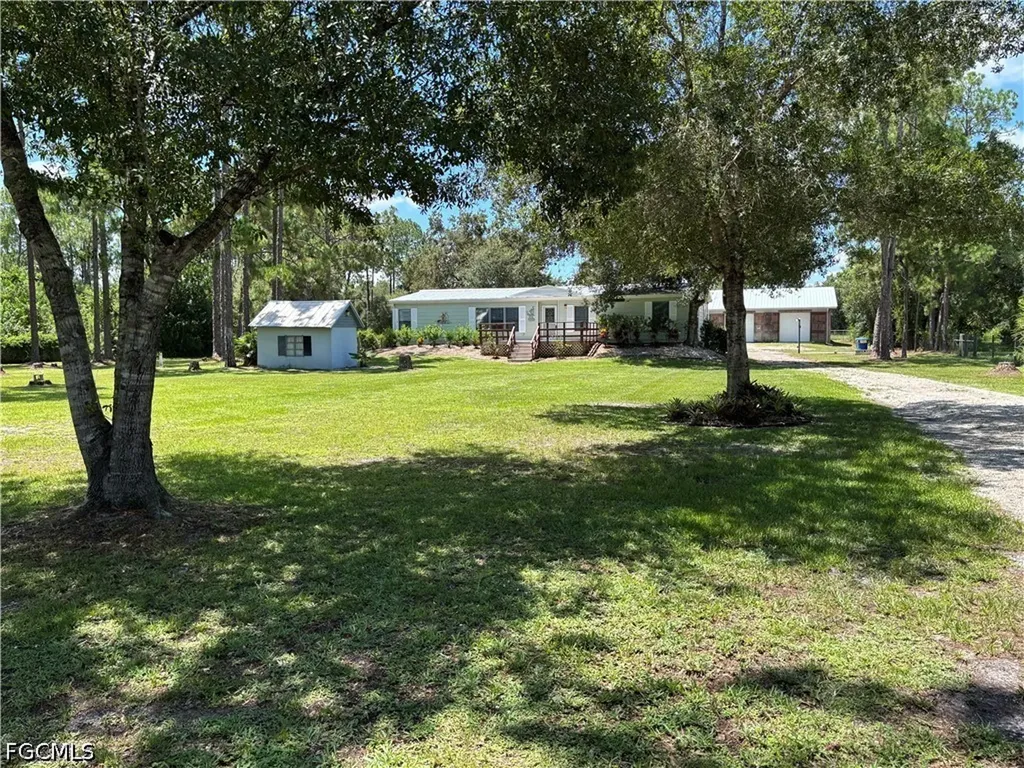 4213 Ft Keis Avenue Fort Denaud FL 33935