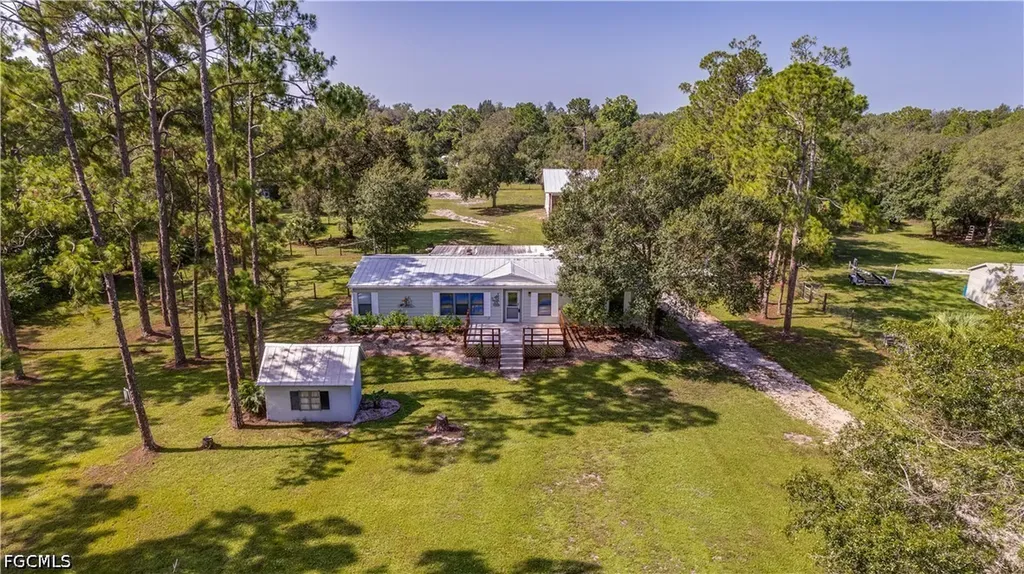 4213 Ft Keis Avenue Fort Denaud FL 33935