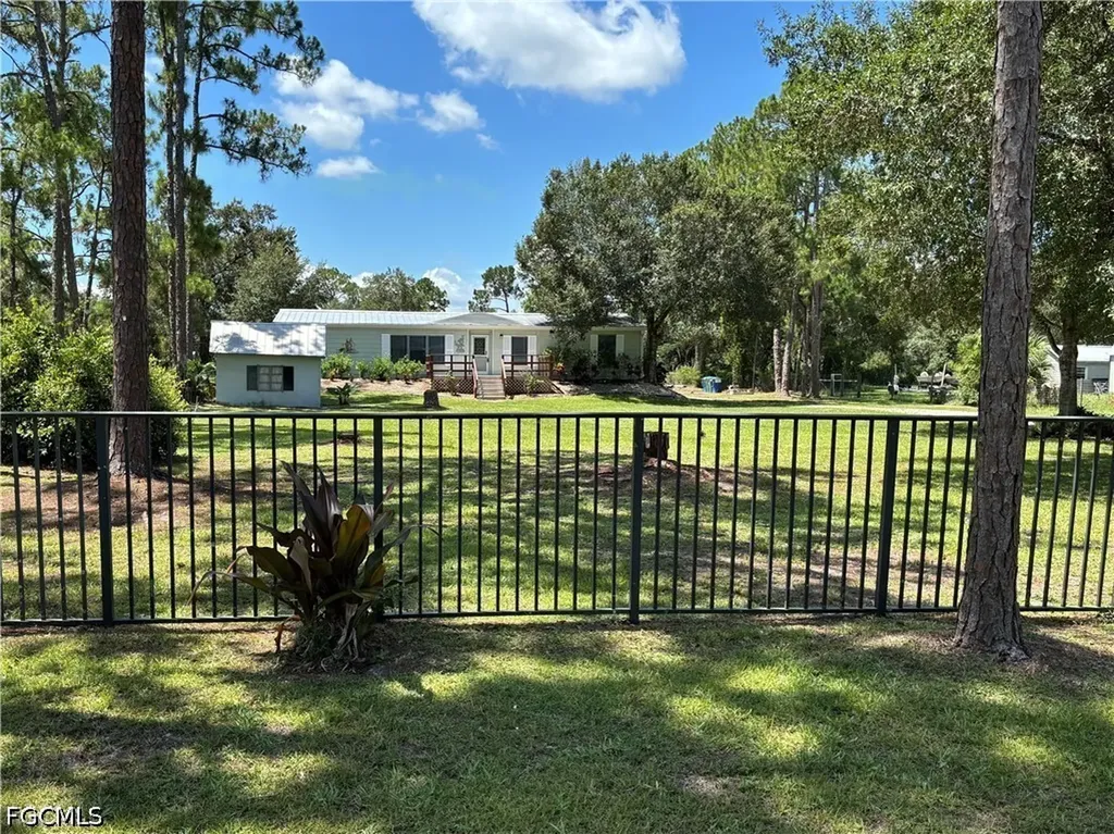 4213 Ft Keis Avenue Fort Denaud FL 33935