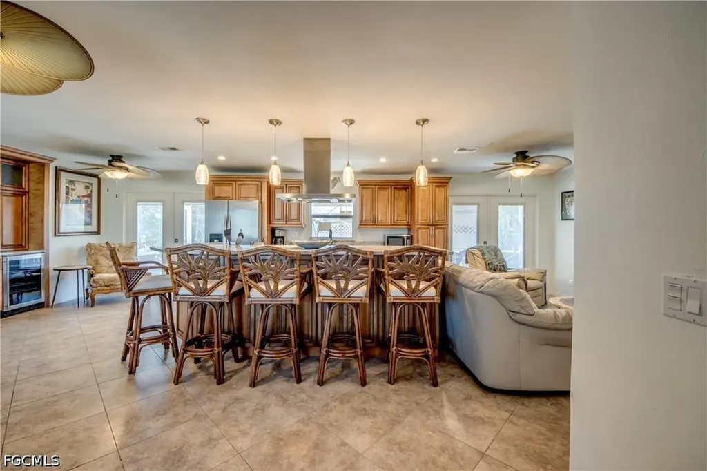 1122 El Dorado Parkway E Cape Coral FL 33904