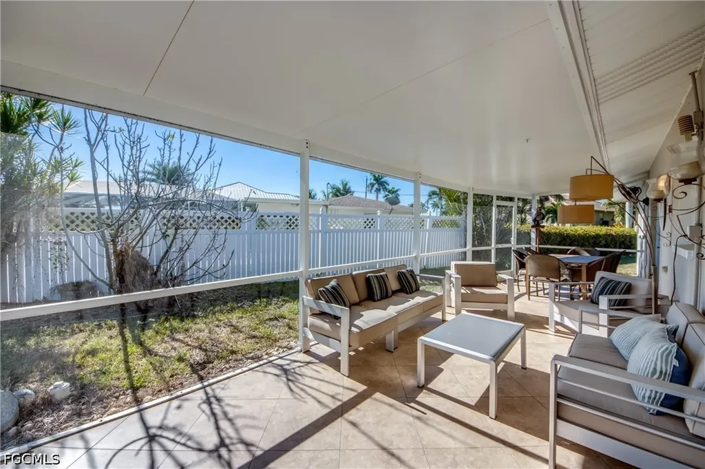 1122 El Dorado Parkway E Cape Coral FL 33904