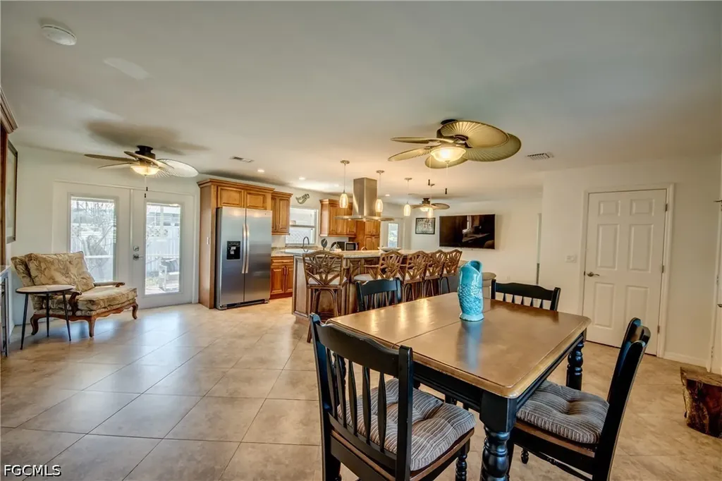 1122 El Dorado Parkway E Cape Coral FL 33904