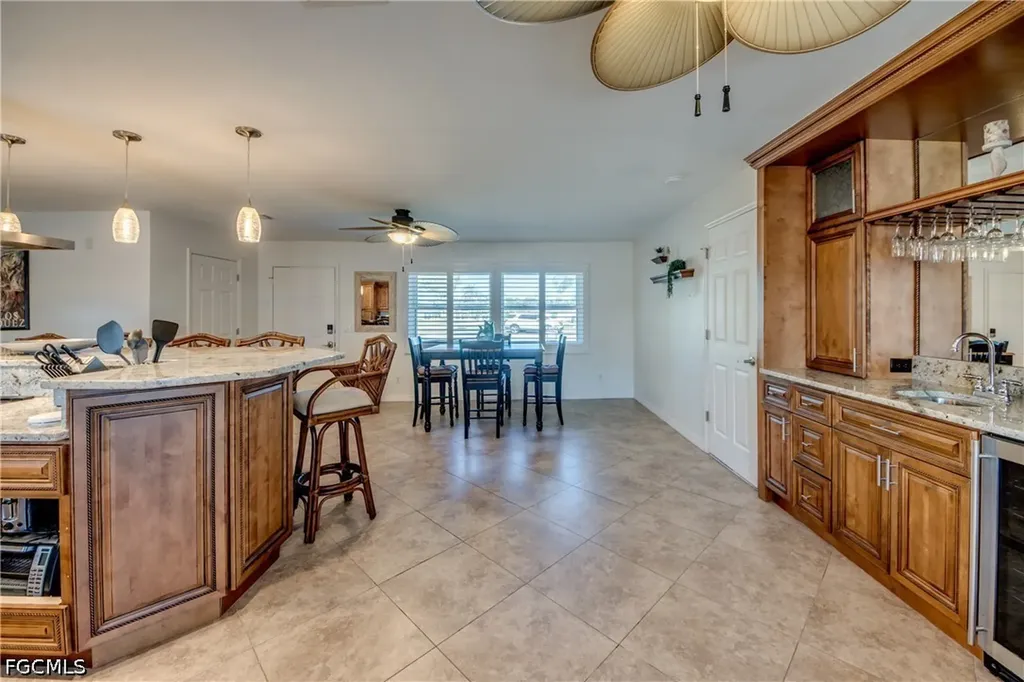 1122 El Dorado Parkway E Cape Coral FL 33904